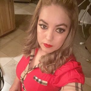 Meet your Posher, Ayde